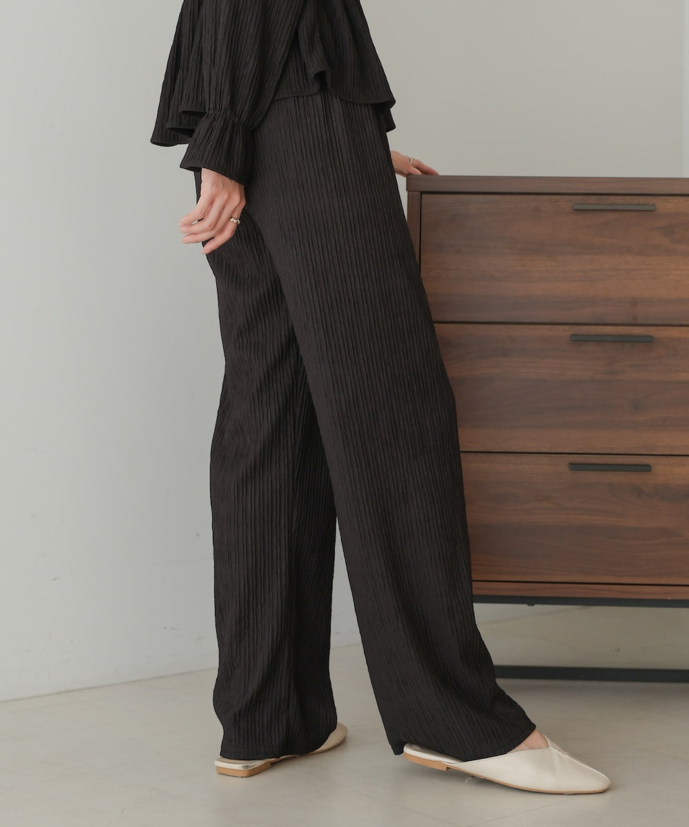 square neck tops + relaxed pants setup