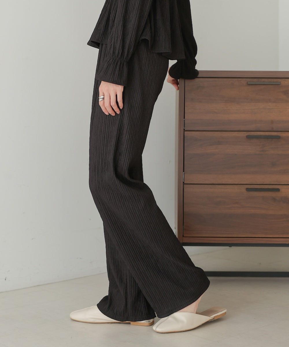 square neck tops + relaxed pants setup