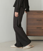 square neck tops + relaxed pants setup