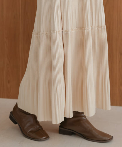 velor pleated skirt