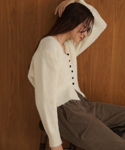 ［KNIT20％OFF］short shaggy covered-button cardigan