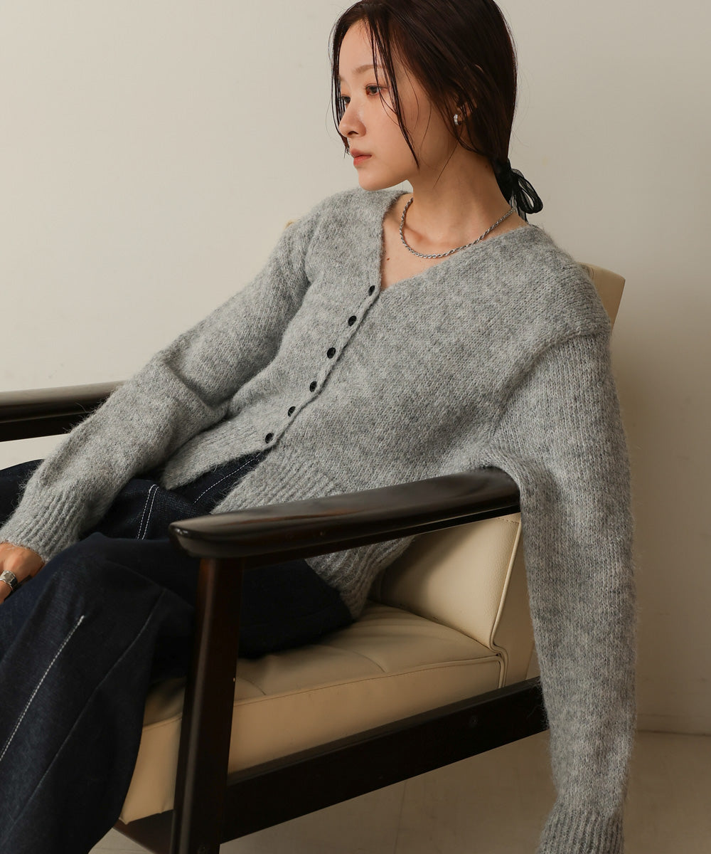 ［KNIT20％OFF］short shaggy covered-button cardigan