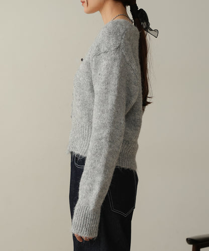 ［KNIT20％OFF］short shaggy covered-button cardigan