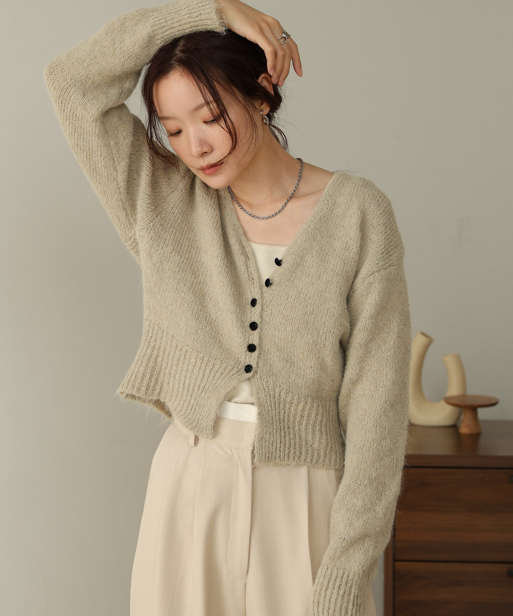 ［KNIT20％OFF］short shaggy covered-button cardigan