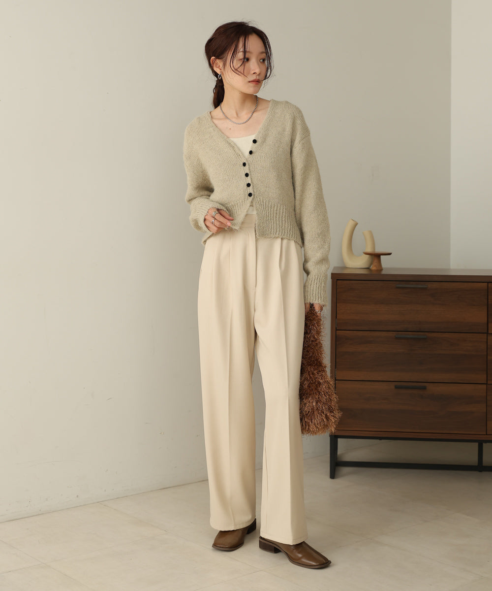 ［KNIT20％OFF］short shaggy covered-button cardigan