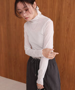 シアーハイネックメロートップス