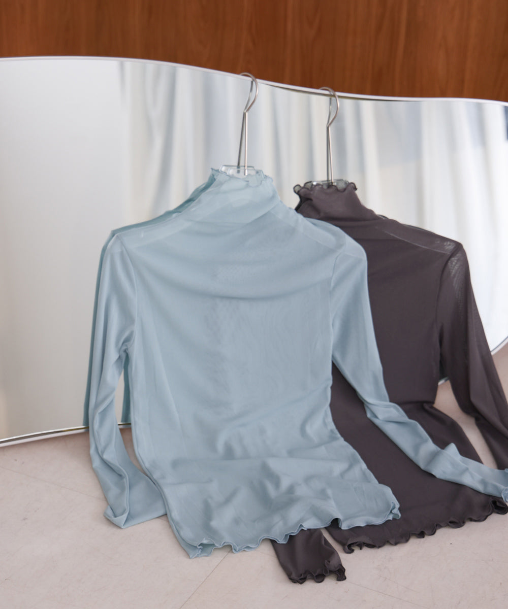 シアーハイネックメロートップス