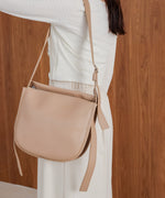 サイドベルトデザインショルダーバッグ