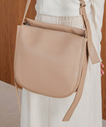 サイドベルトデザインショルダーバッグ