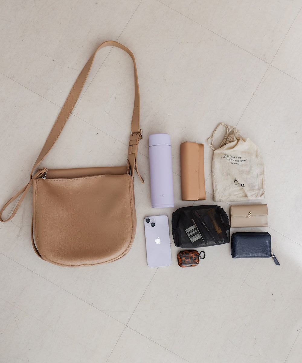 サイドベルトデザインショルダーバッグ