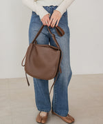 サイドベルトデザインショルダーバッグ