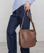 サイドベルトデザインショルダーバッグ