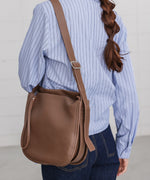 サイドベルトデザインショルダーバッグ