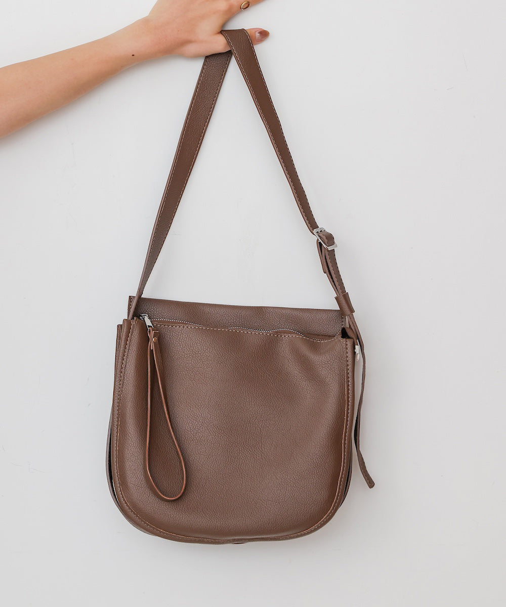 side belt design shoulder bag