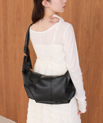 ショルダークロワッサンバッグ