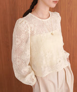花柄レースブラウス