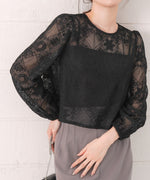 花柄レースブラウス