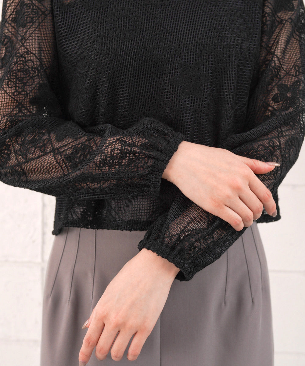 花柄レースブラウス