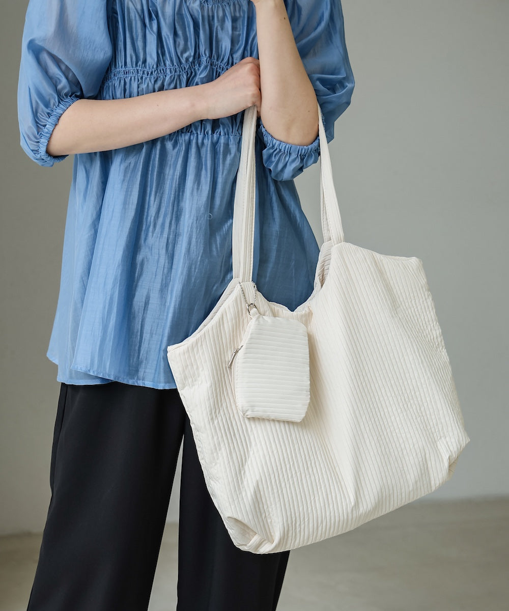 ポーチ付き軽量キルティング　ヌビバッグ