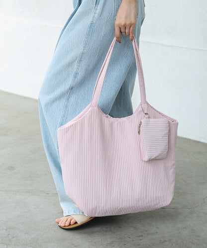 ポーチ付き軽量キルティング　ヌビバッグ