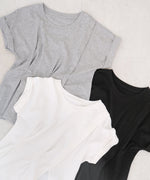 フロントタックデザイン　スリットトップス