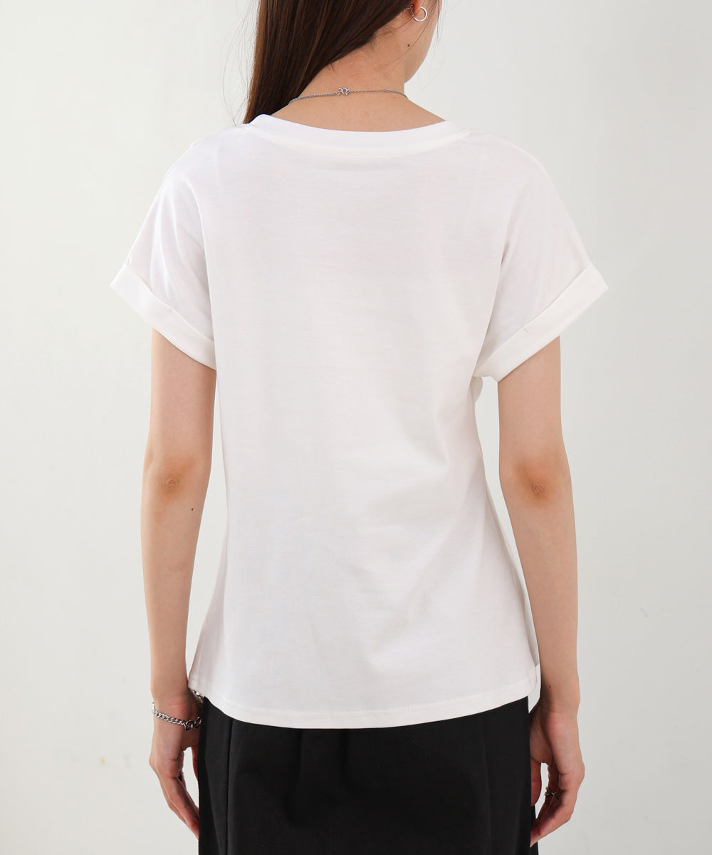 フロントタックデザイン　スリットトップス