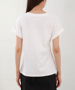 フロントタックデザイン　スリットトップス