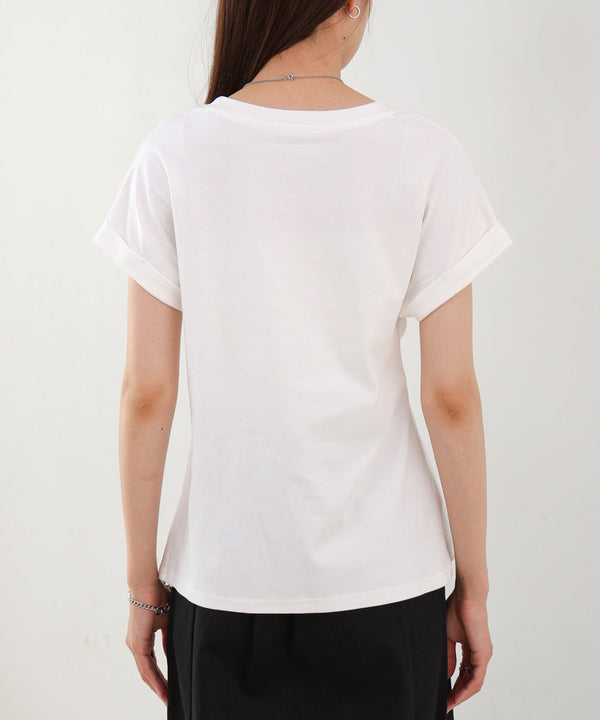 フロントタックデザイン　スリットトップス