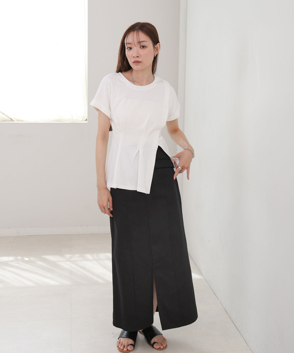 フロントタックデザイン　スリットトップス