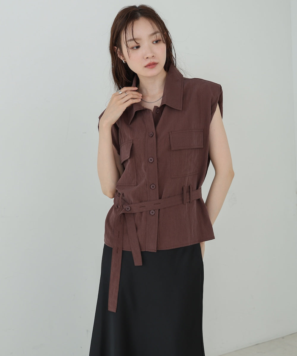 肩パット入りベストトップス