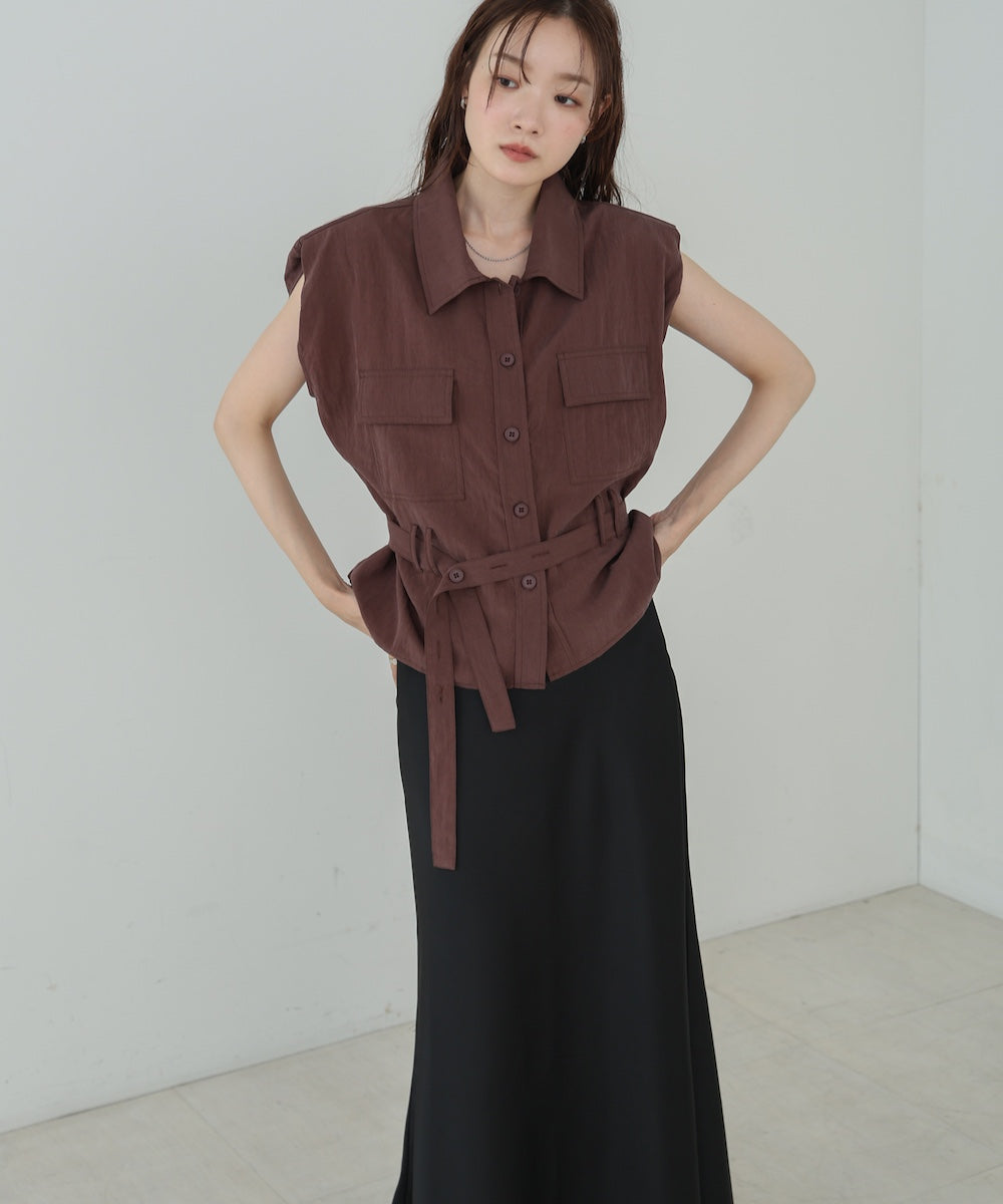 肩パット入りベストトップス