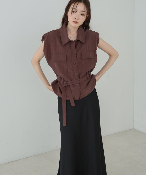 肩パット入りベストトップス