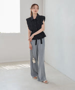 肩パット入りベストトップス