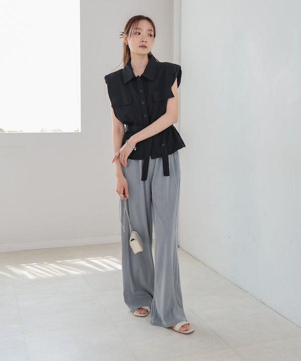 肩パット入りベストトップス