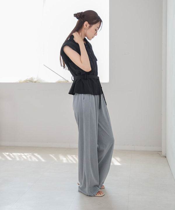 肩パット入りベストトップス