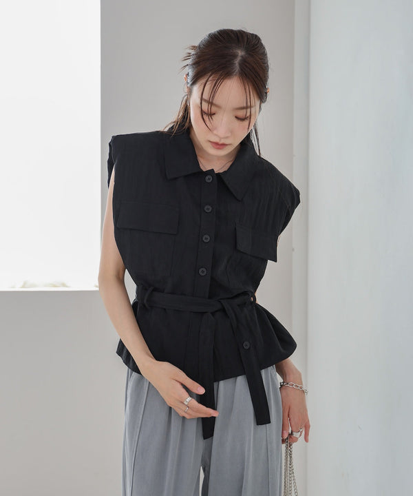 肩パット入りベストトップス