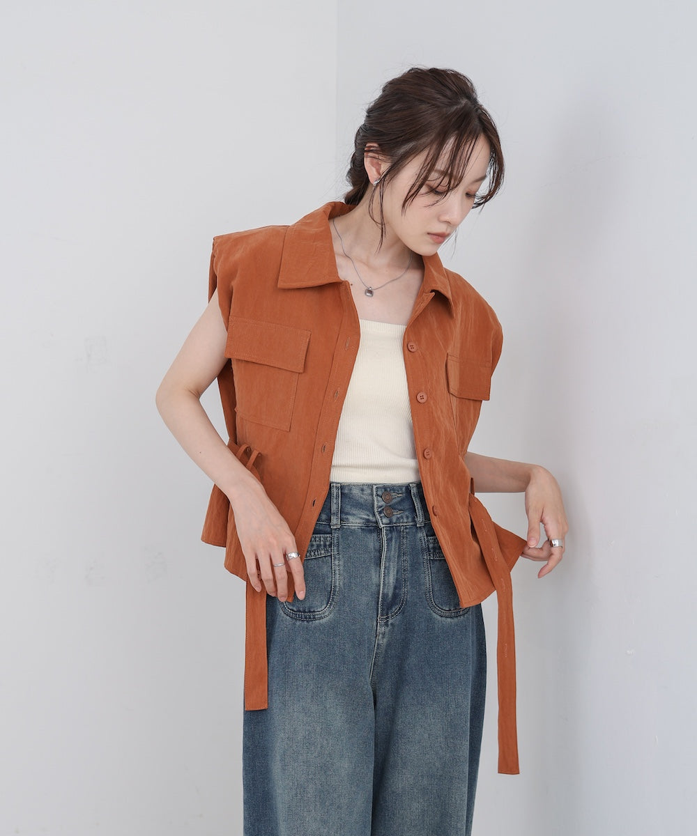 肩パット入りベストトップス