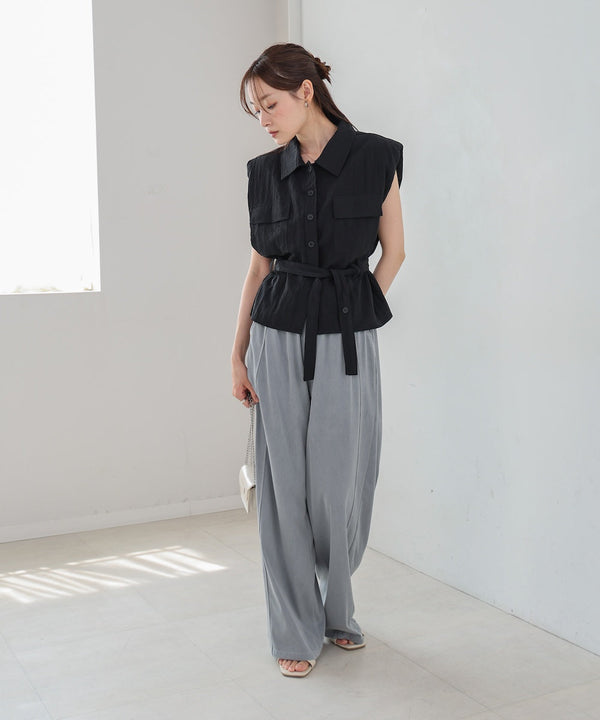 肩パット入りベストトップス