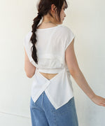 バックデザインノースリーブブラウス