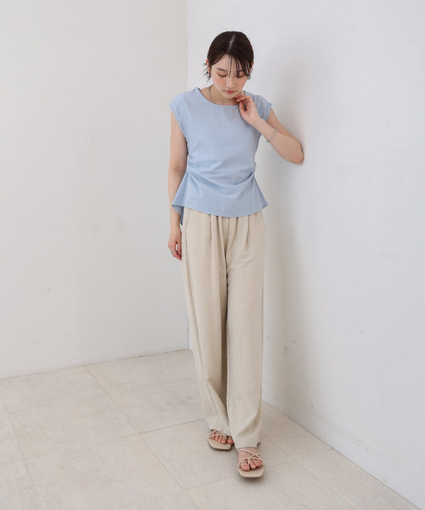 バックデザインノースリーブブラウス