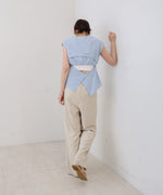 バックデザインノースリーブブラウス