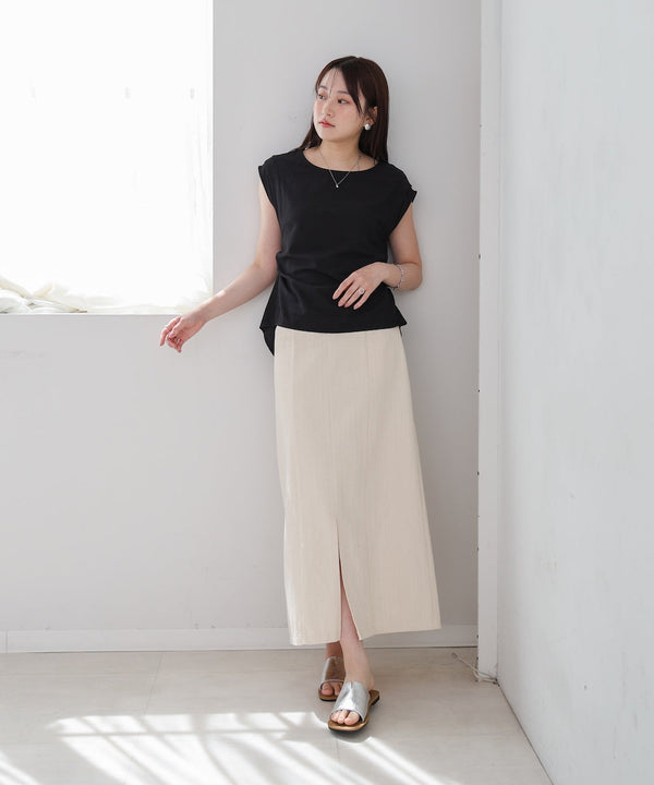 バックデザインノースリーブブラウス