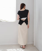 バックデザインノースリーブブラウス