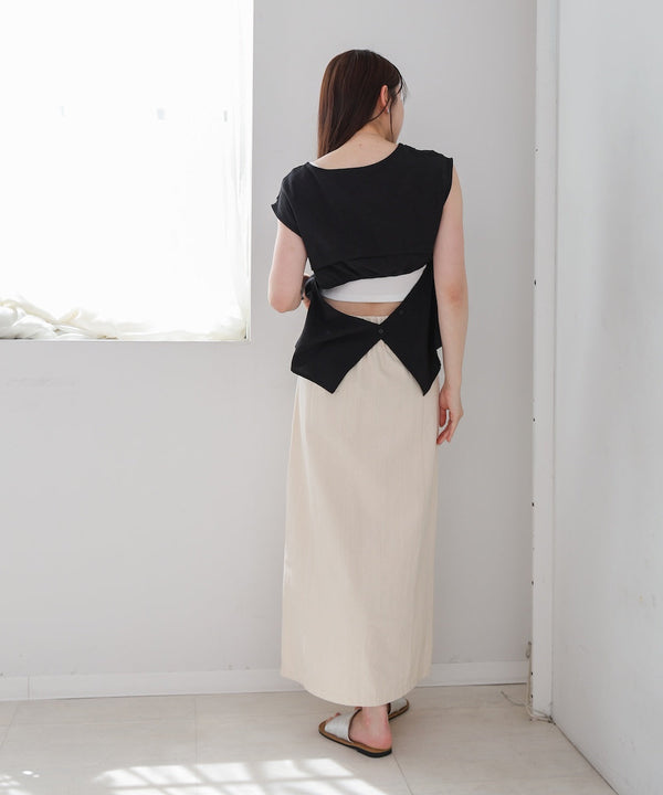 バックデザインノースリーブブラウス