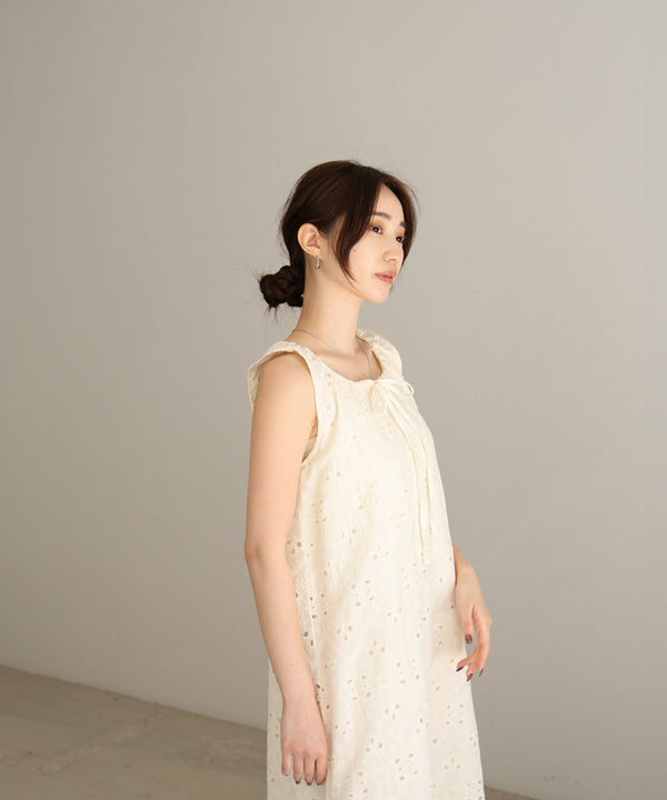 【S・Mサイズ展開】コットン刺繍ワンピース