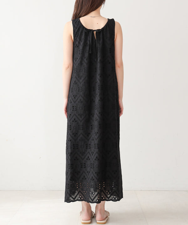 【S・Mサイズ展開】コットン刺繍ワンピース