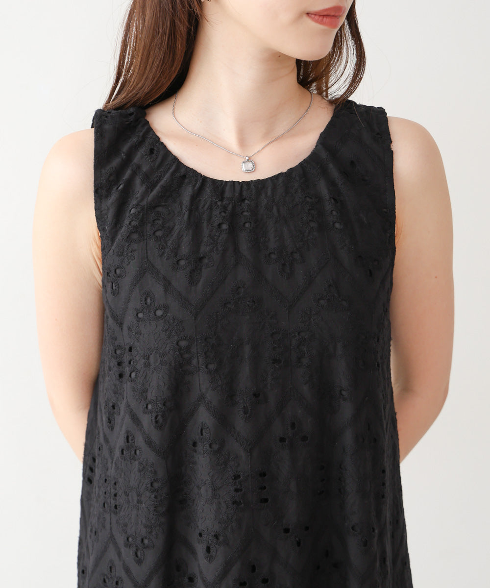 【S・Mサイズ展開】コットン刺繍ワンピース