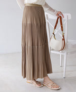 プリーツスカート