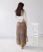 プリーツスカート