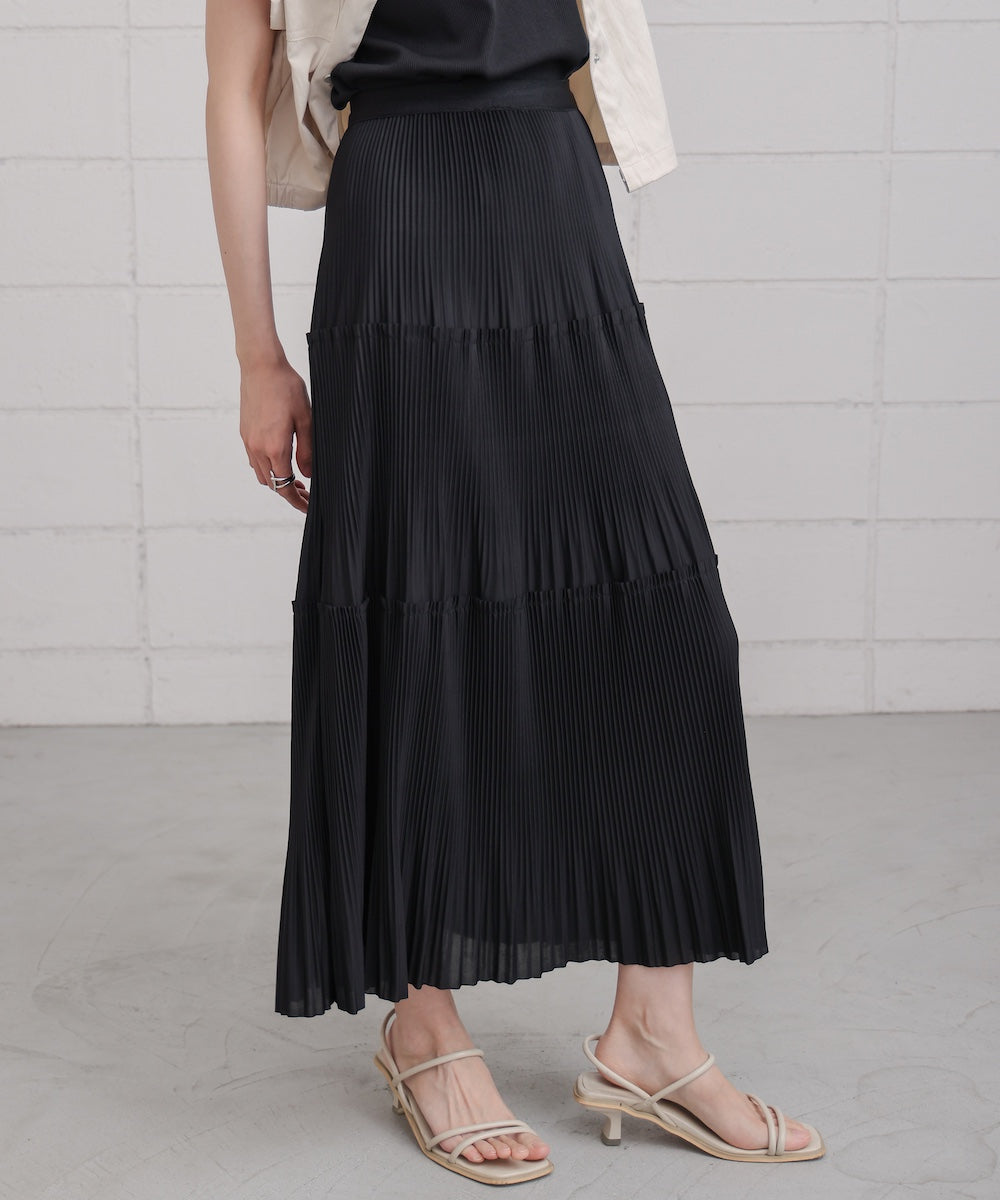 プリーツスカート